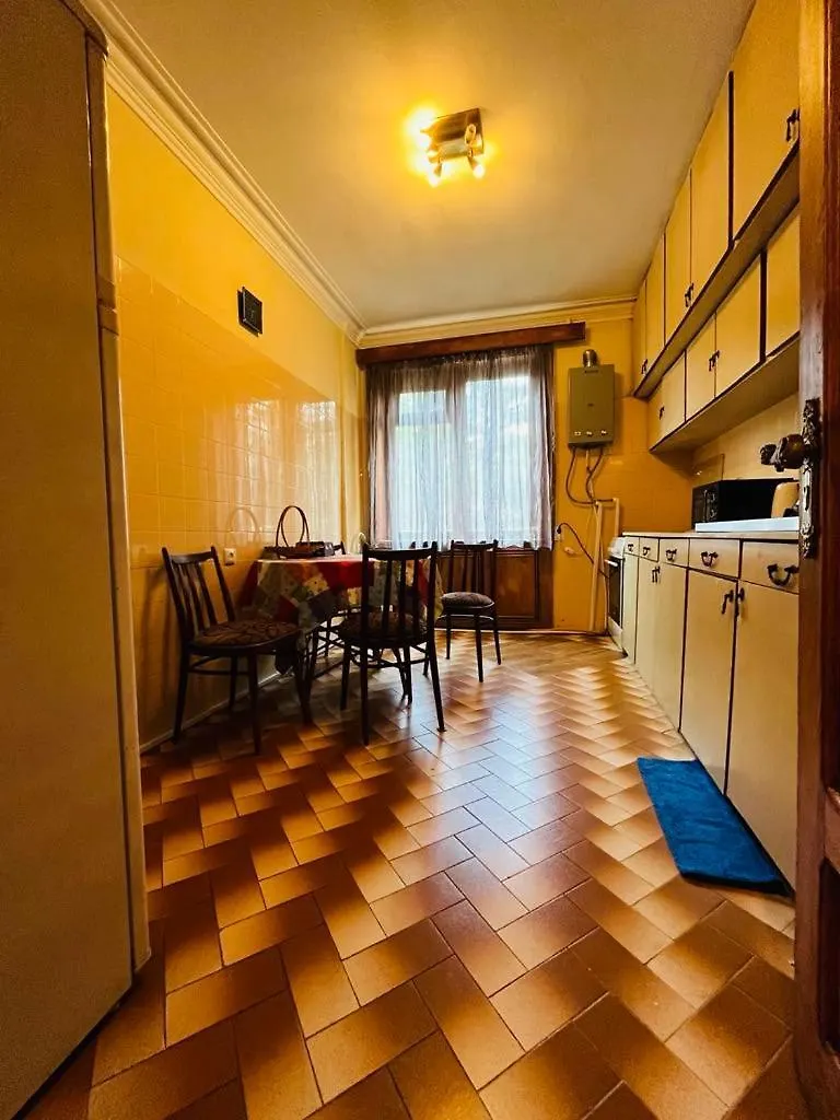 Cozy Apartment In טביליסי